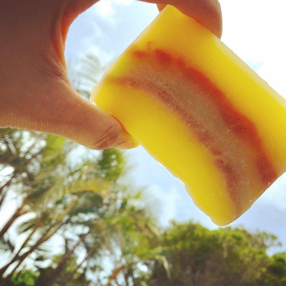 Hawaiian Anuenue (Rainbow) Bar Fresh Lemongrass and Lemon 4oz Hawaiian Anuenue (Rainbow) Bar Fresh Lemongrass and Lemon 4oz