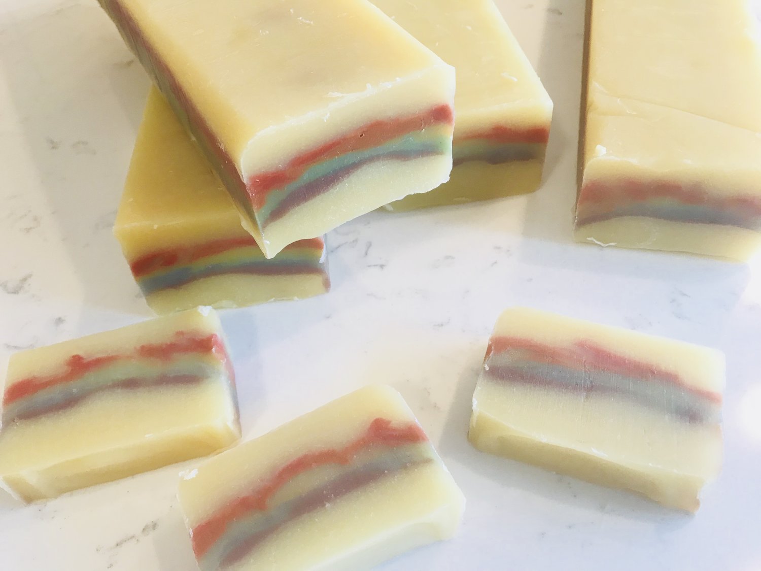 Hawaiian Anuenue (Rainbow) Bar Fresh Lemongrass and Lemon 4oz Hawaiian Anuenue (Rainbow) Bar Fresh Lemongrass and Lemon 4oz