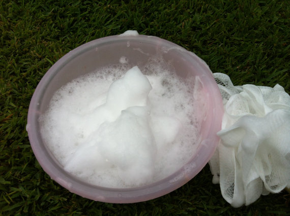 Luna's Hawaiian Dog Shampoo Lavender Chamomile and Oatmeal 2oz & 4oz Luna's Hawaiian Dog Shampoo Lavender Chamomile and Oatmeal 2oz & 4oz